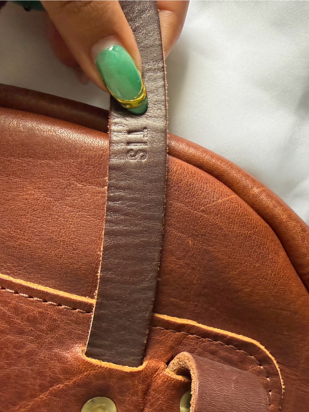Go Forth Goods Classic Zippered backpack Medium in saddle - Picture 4 of 11
